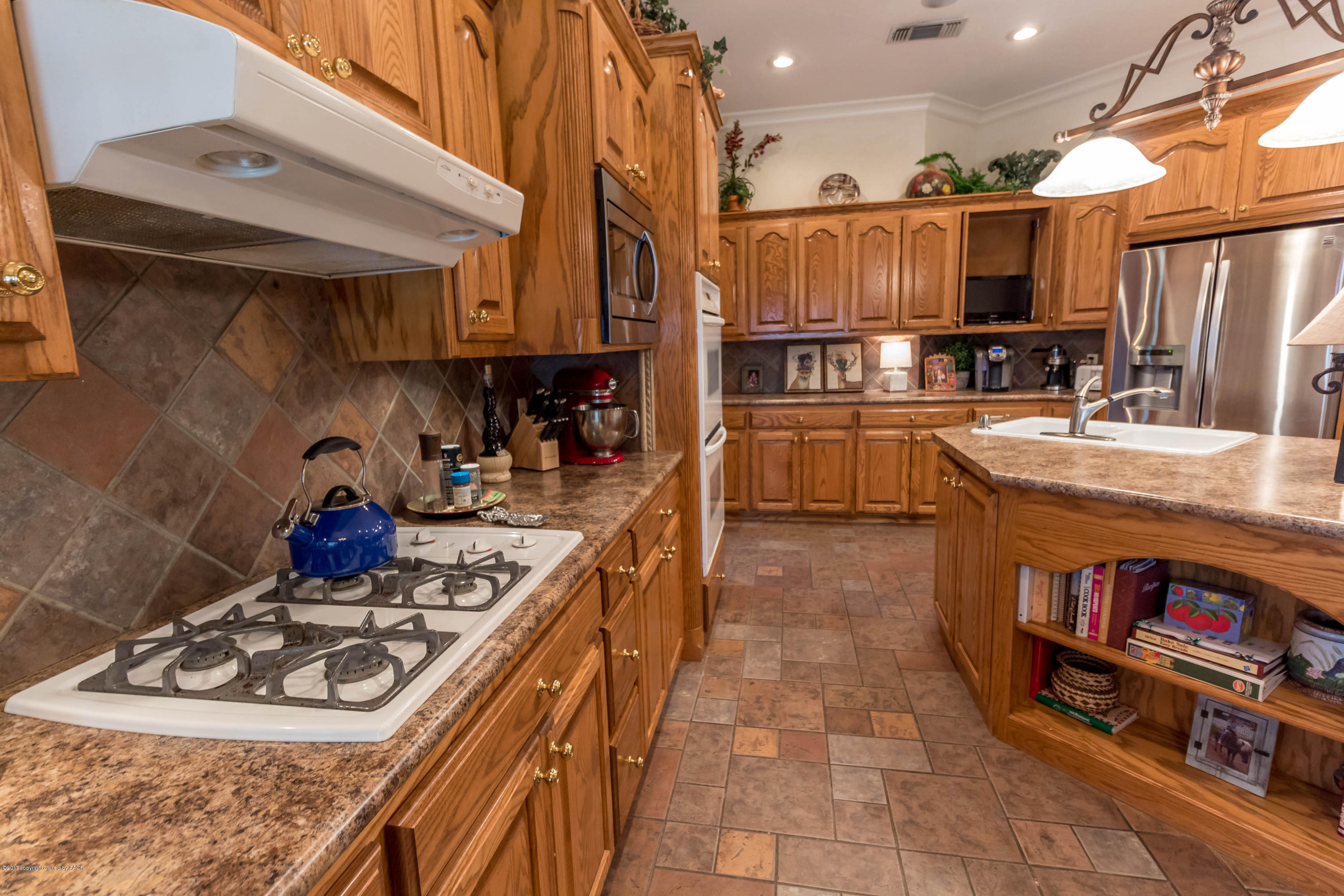 6005 Riley Elizabeth Drive Amarillo, TX 79119 - Photo 19 of 48 Kitchen