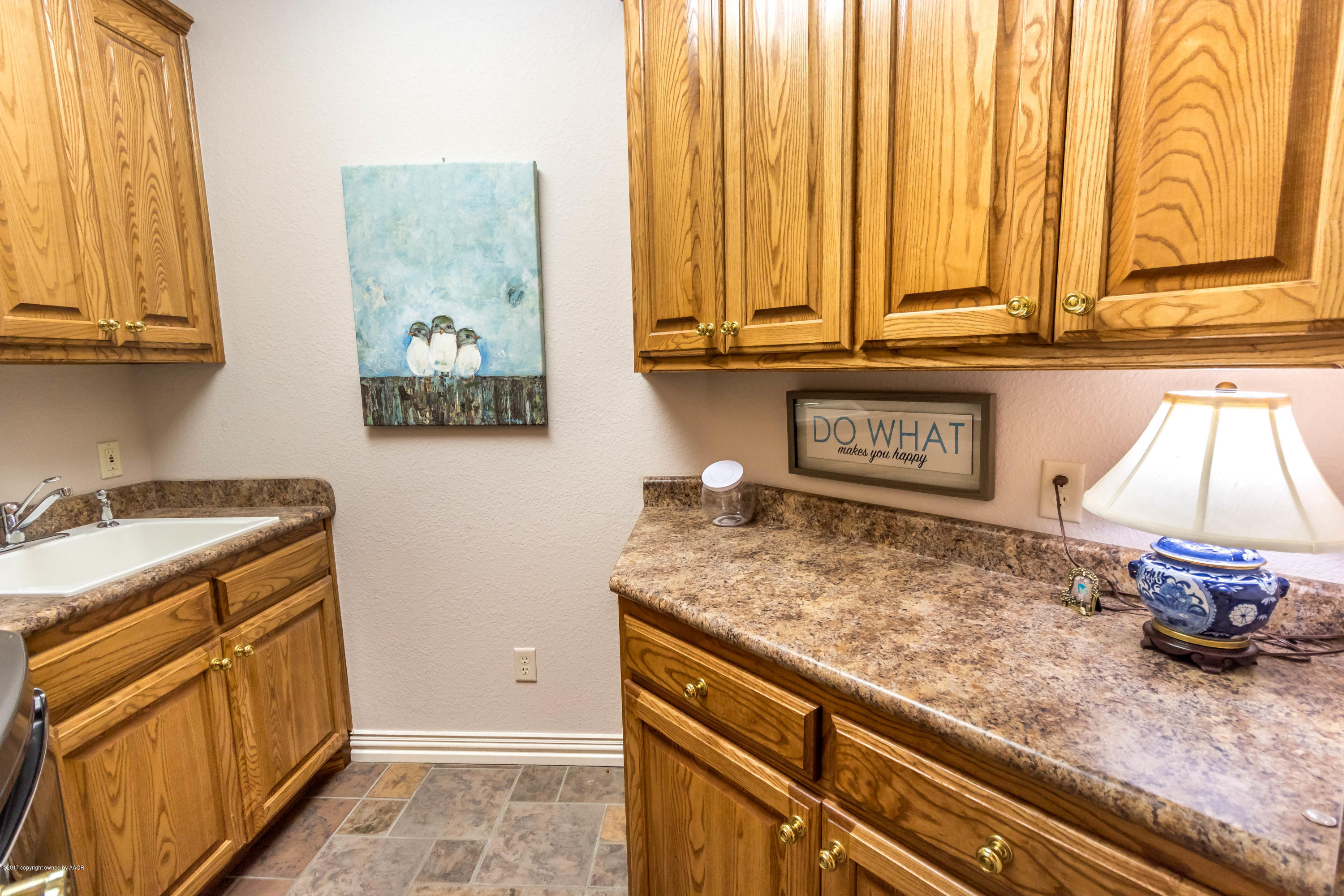 6005 Riley Elizabeth Drive Amarillo, TX 79119 - Photo 25 of 48 Utility Room