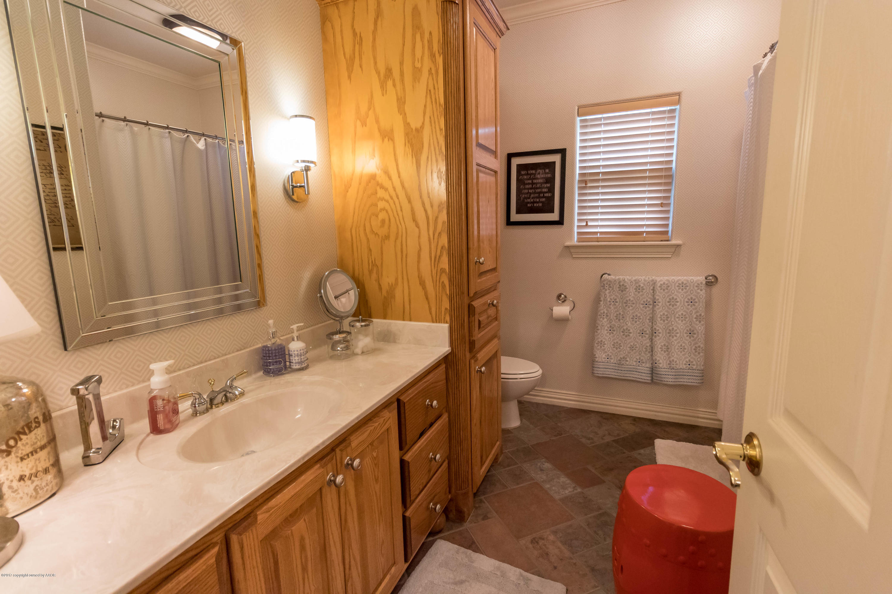 6005 Riley Elizabeth Drive Amarillo, TX 79119 - Photo 35 of 48 Guest Bath