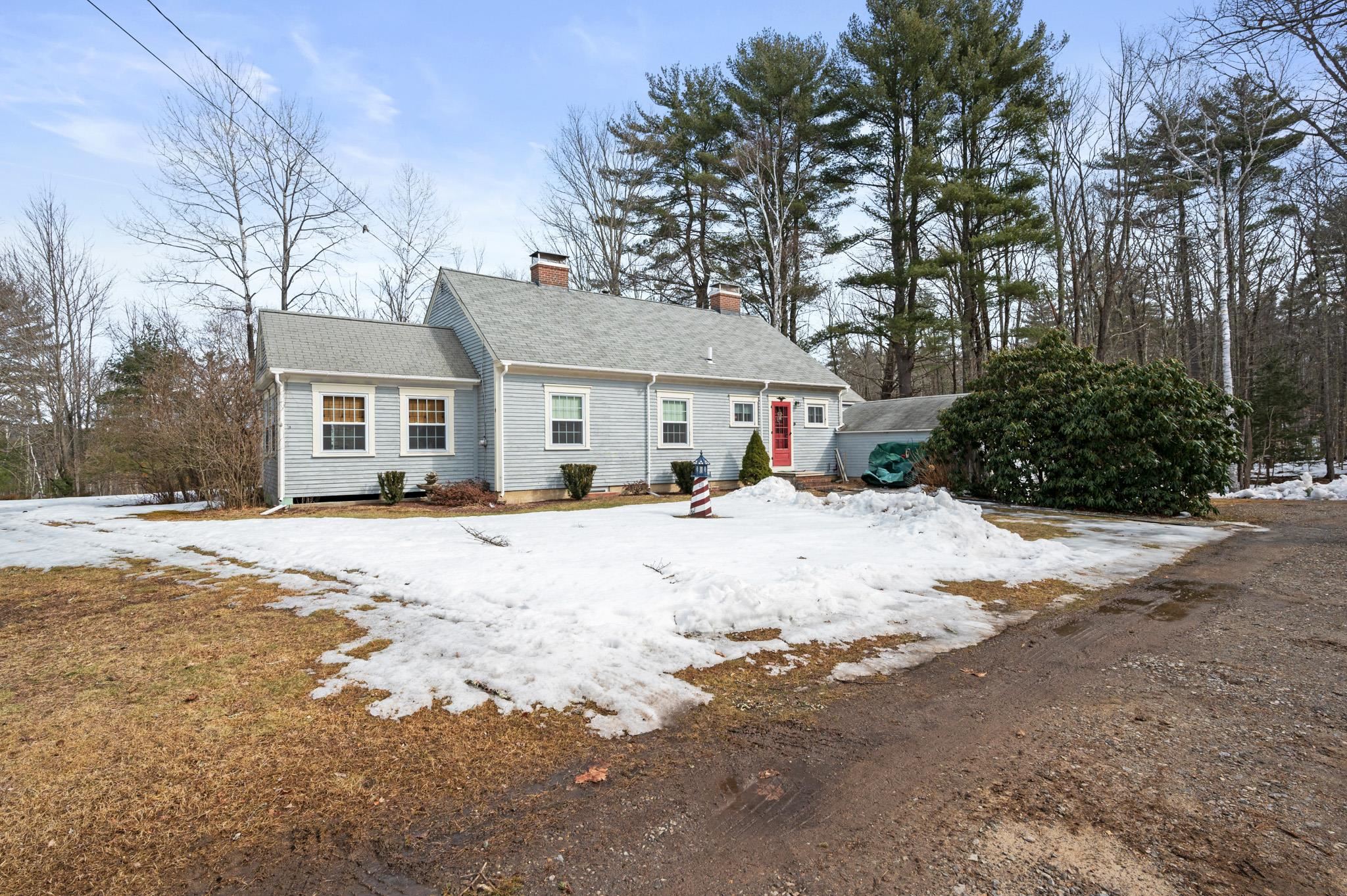 910 Watson Road Laconia, NH 03246 - Photo 1 of 38