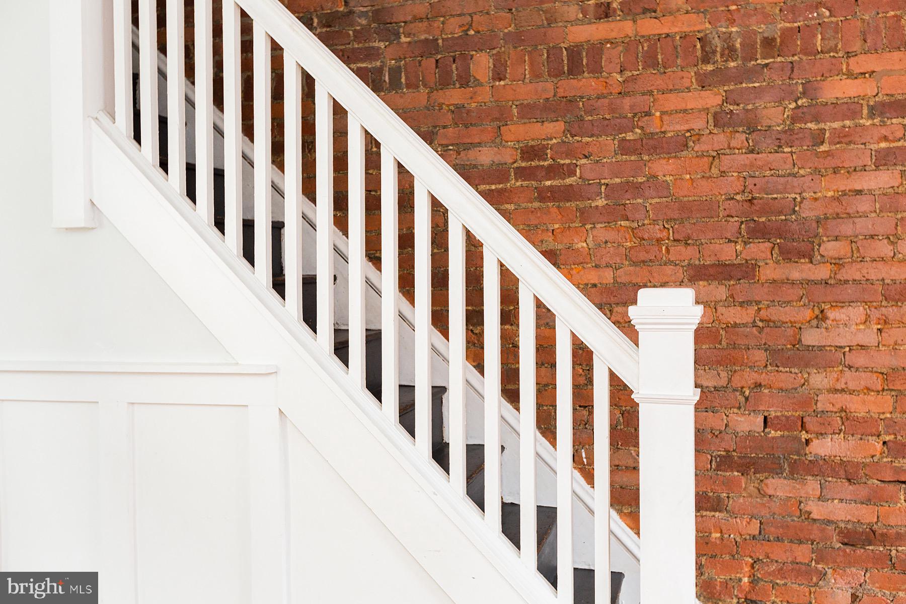 138 Laurel Street Lancaster, PA 17603 - Photo 21 of 42 a view of staircase with large white walls