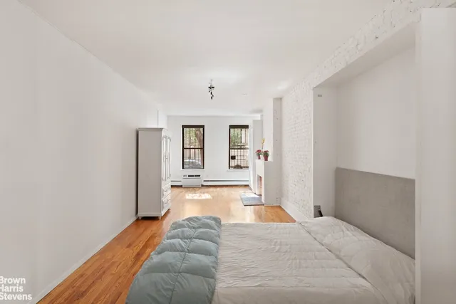 $400,000 | 351 West 53rd Street, Unit 1W | Hell's Kitchen