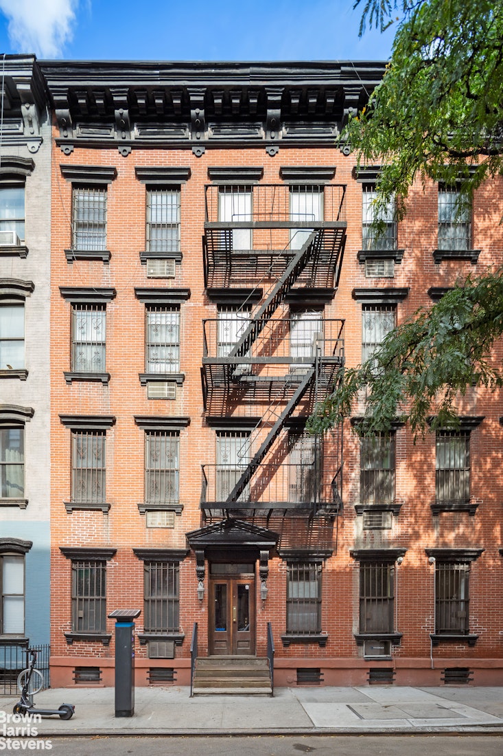 351 West 53rd Street, Unit 1W Manhattan, NY 10019 - Photo 8 of 9