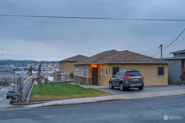 $1,450,480 | 1201 Monitor Avenue, Wenatchee, WA 98801