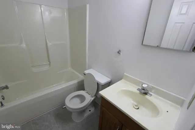 $1,695 | 160 Stadium Circle, Inwood, WV 25428