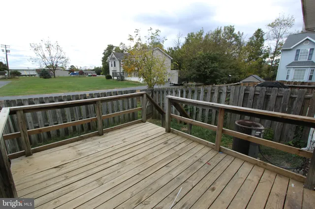 $1,695 | 160 Stadium Circle, Inwood, WV 25428