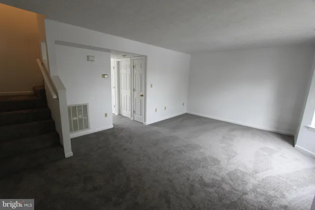 $1,695 | 160 Stadium Circle, Inwood, WV 25428