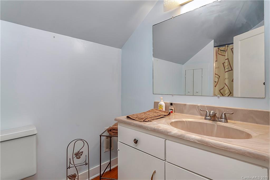 2315 Primm Road Charlotte, NC 28216 - Photo 20 of 25 Gallery Image 20