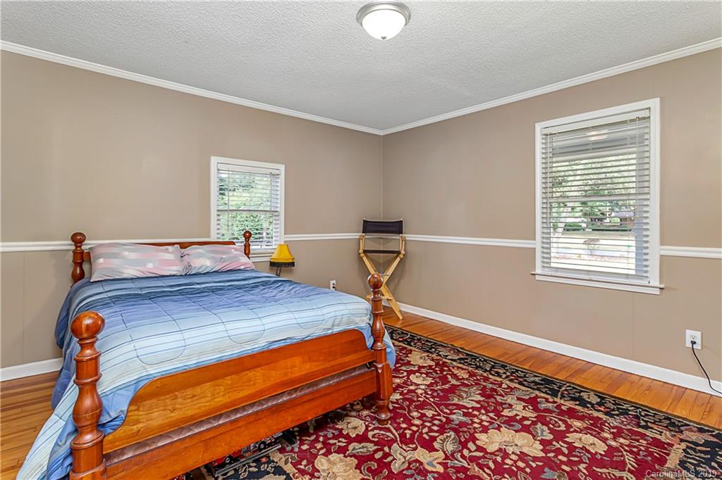 2315 Primm Road Charlotte, NC 28216 - Photo 6 of 25 Gallery Image 6