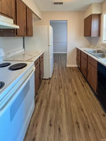 $1,800,000 | 1410 East Jefferson Street, Franklin, IN 46131