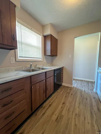 $1,800,000 | 1410 East Jefferson Street, Franklin, IN 46131