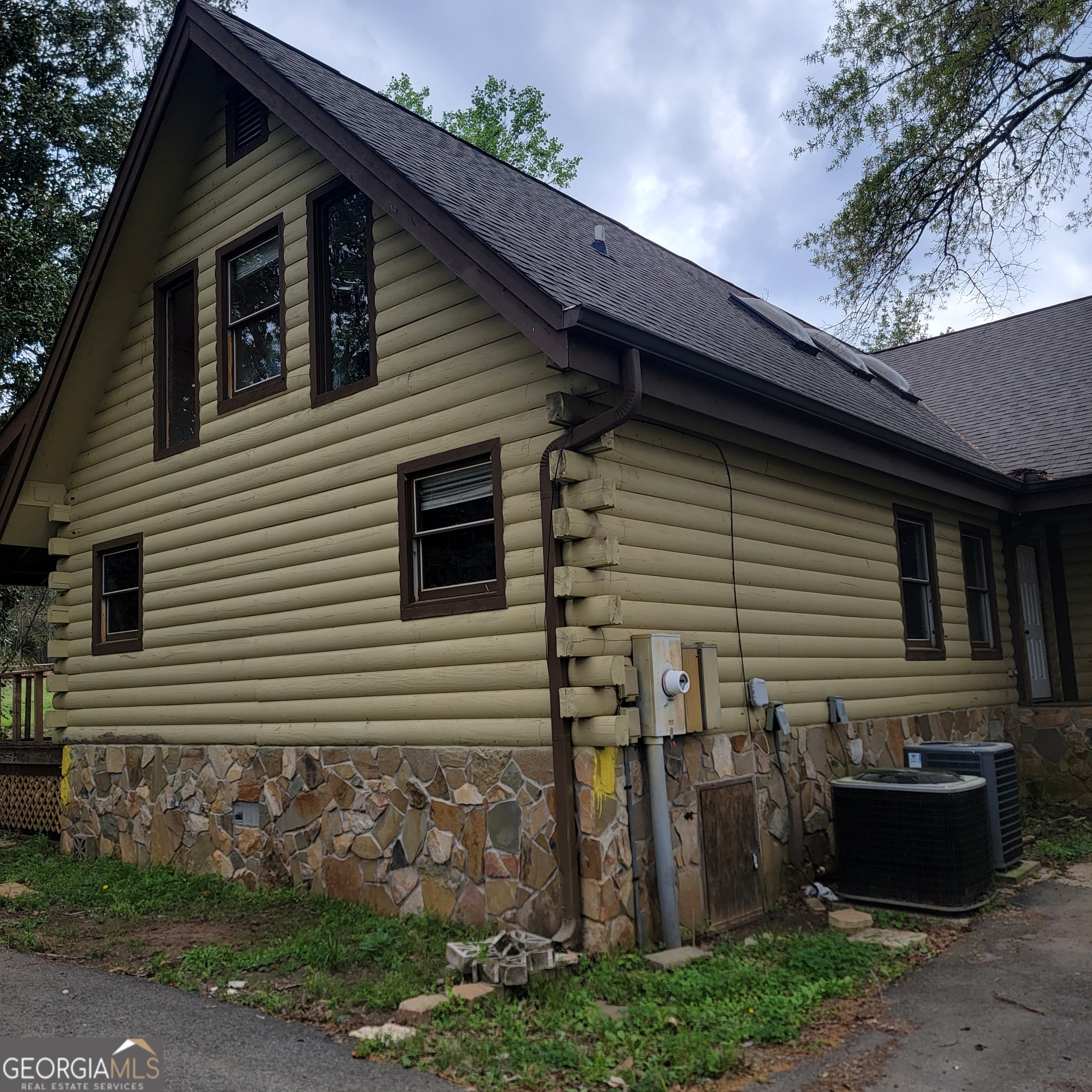 24 Alexander Road Grantville, GA 30220 - Photo 2 of 33