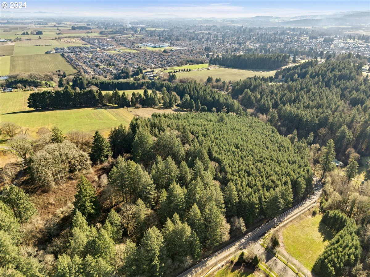 45157 Northwest David Hill Road Forest Grove, OR 97116 - Photo 12 of 15 an aerial view of residential houses with outdoor space and river