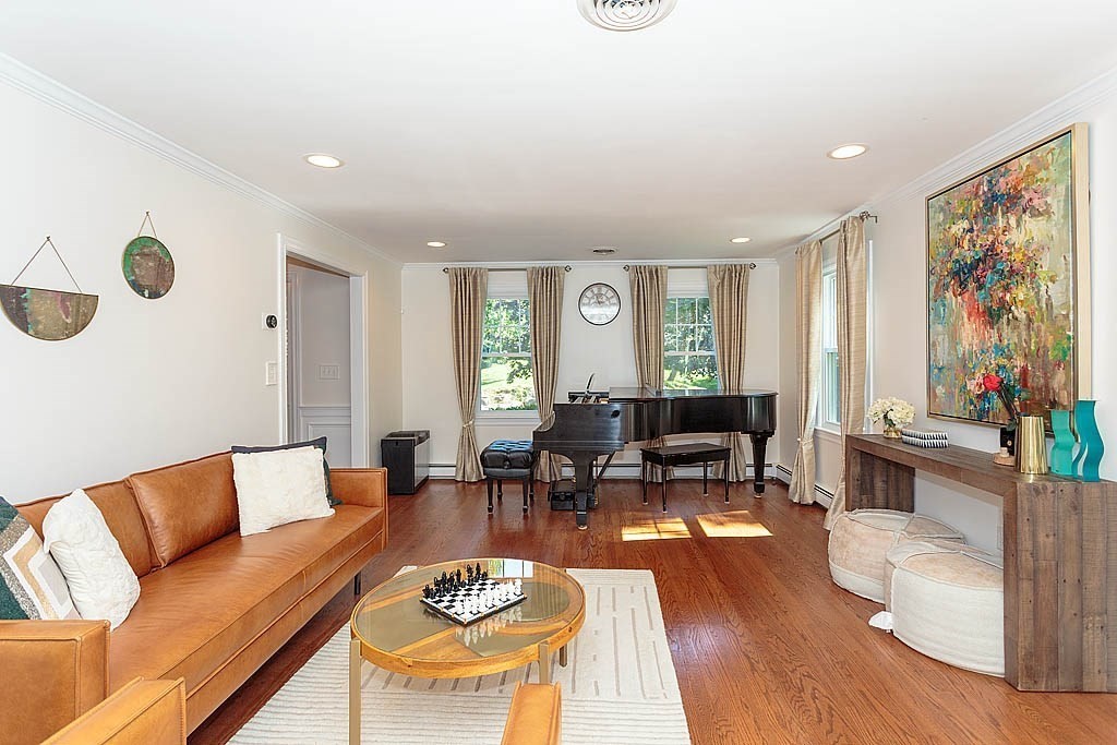 139 Gerald Road Milton, MA 02186 - Photo 13 of 41 Gallery Image 13