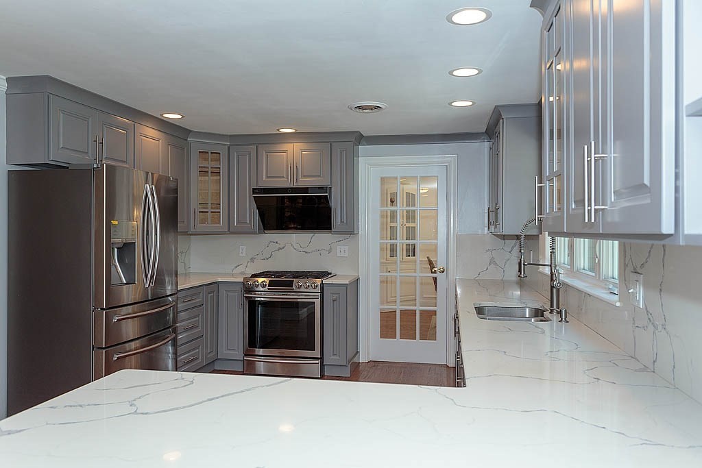 139 Gerald Road Milton, MA 02186 - Photo 16 of 41 Gallery Image 16