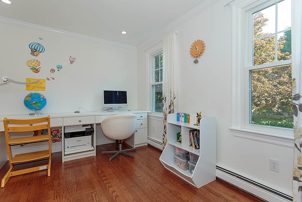 139 Gerald Road Milton, MA 02186 - Photo 24 of 41 Gallery Image 24