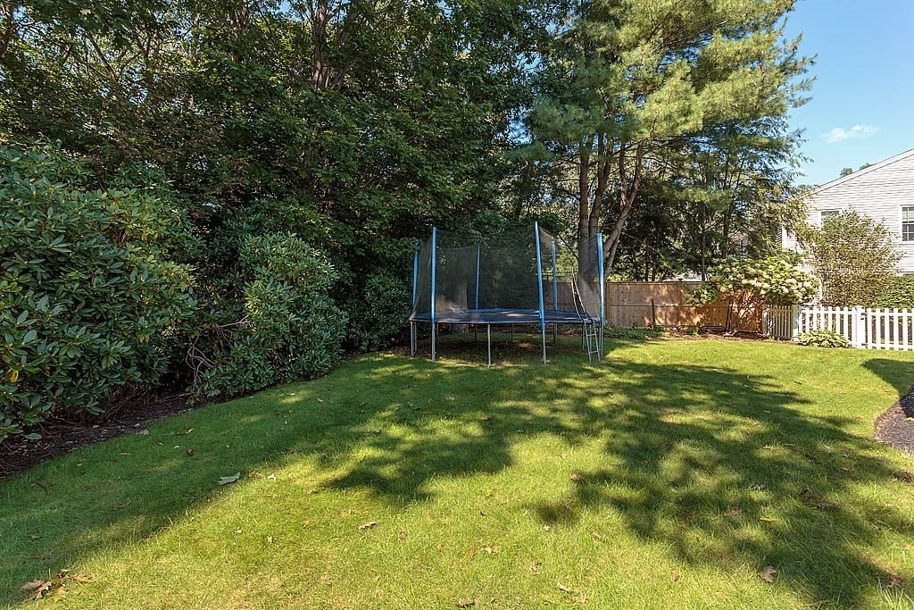 139 Gerald Road Milton, MA 02186 - Photo 9 of 41 Gallery Image 9