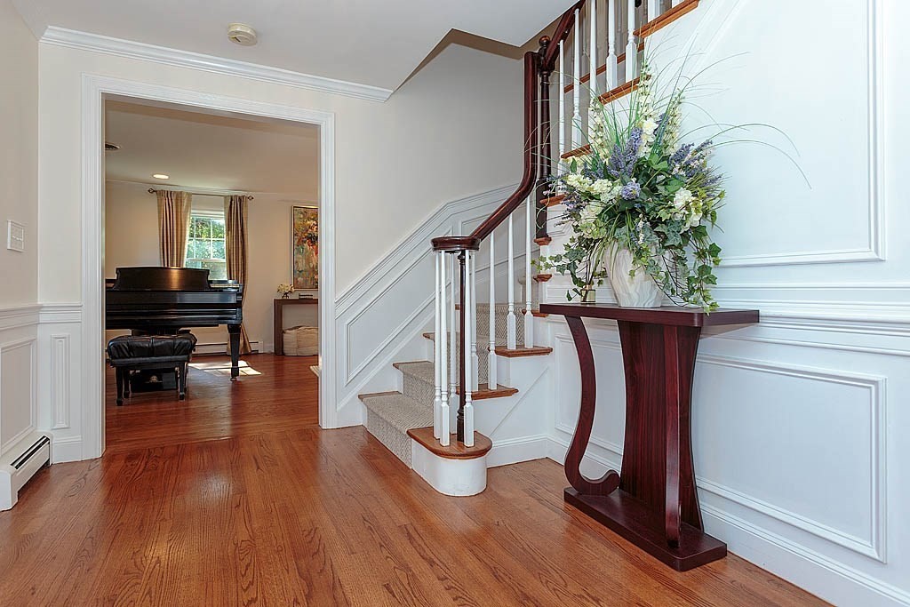 139 Gerald Road Milton, MA 02186 - Photo 10 of 41 Gallery Image 10