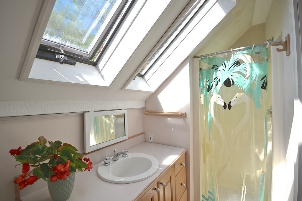 218 Great Neck Road Wareham, MA 02571 - Photo 11 of 26 Gallery Image 11
