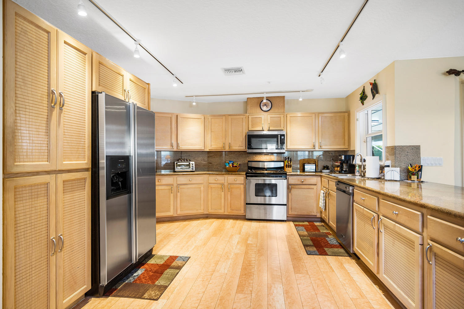 1 Lethington Road Palm Beach Gardens, FL 33418 - Photo 8 of 26 1 Lethington Rd-large-016-013-Kitchen-15