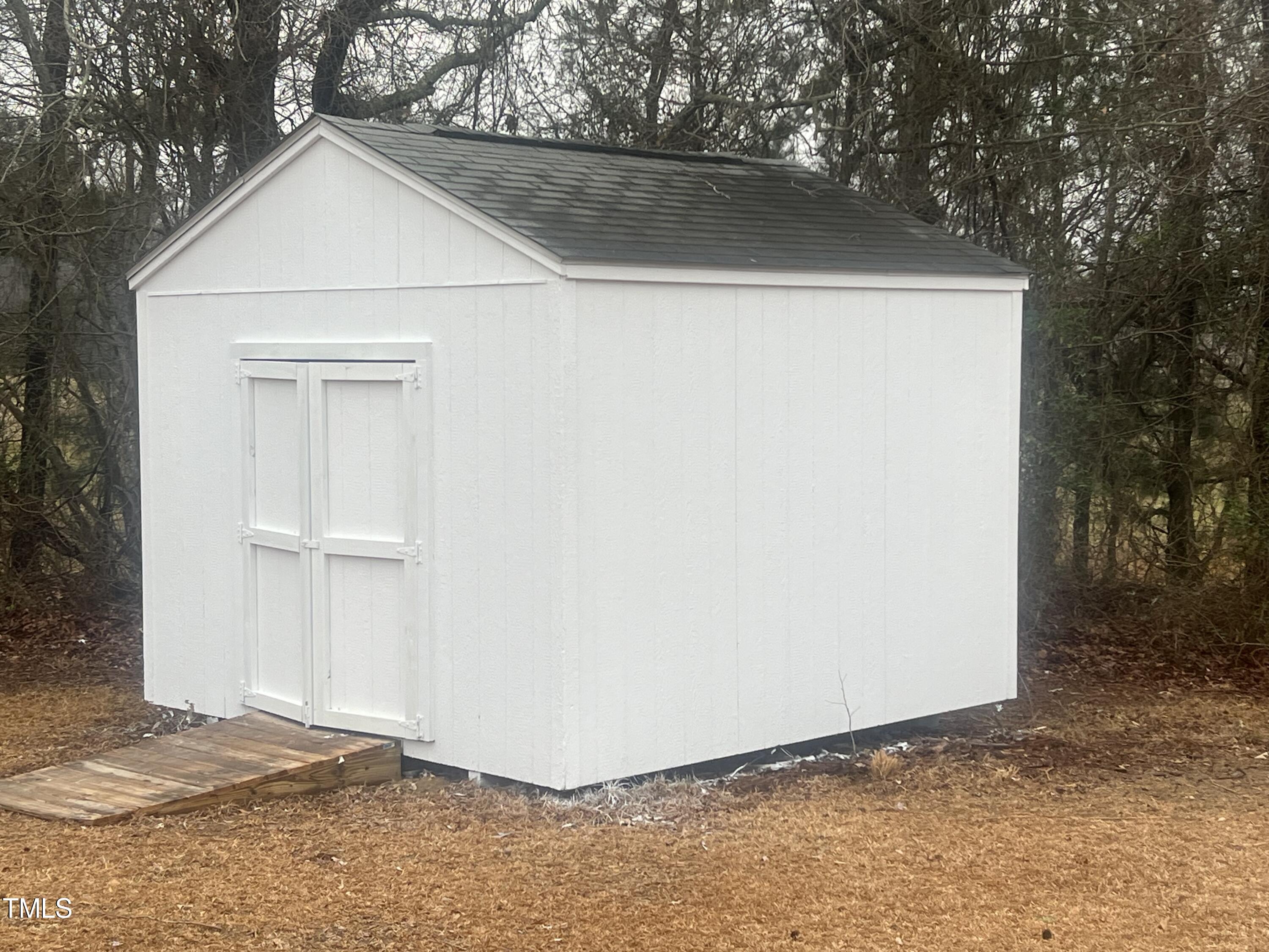 1166 Aquilla Road Benson, NC 27504 - Photo 9 of 32 Storage Building