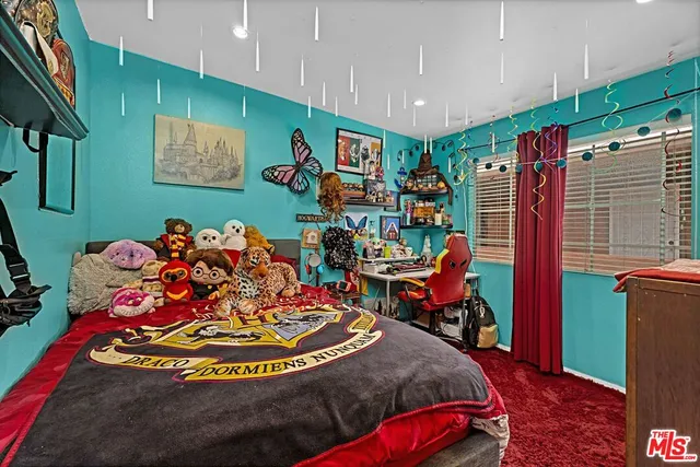 $449,000 | 2507 East 15th Street, Unit 305, Long Beach, CA 90804