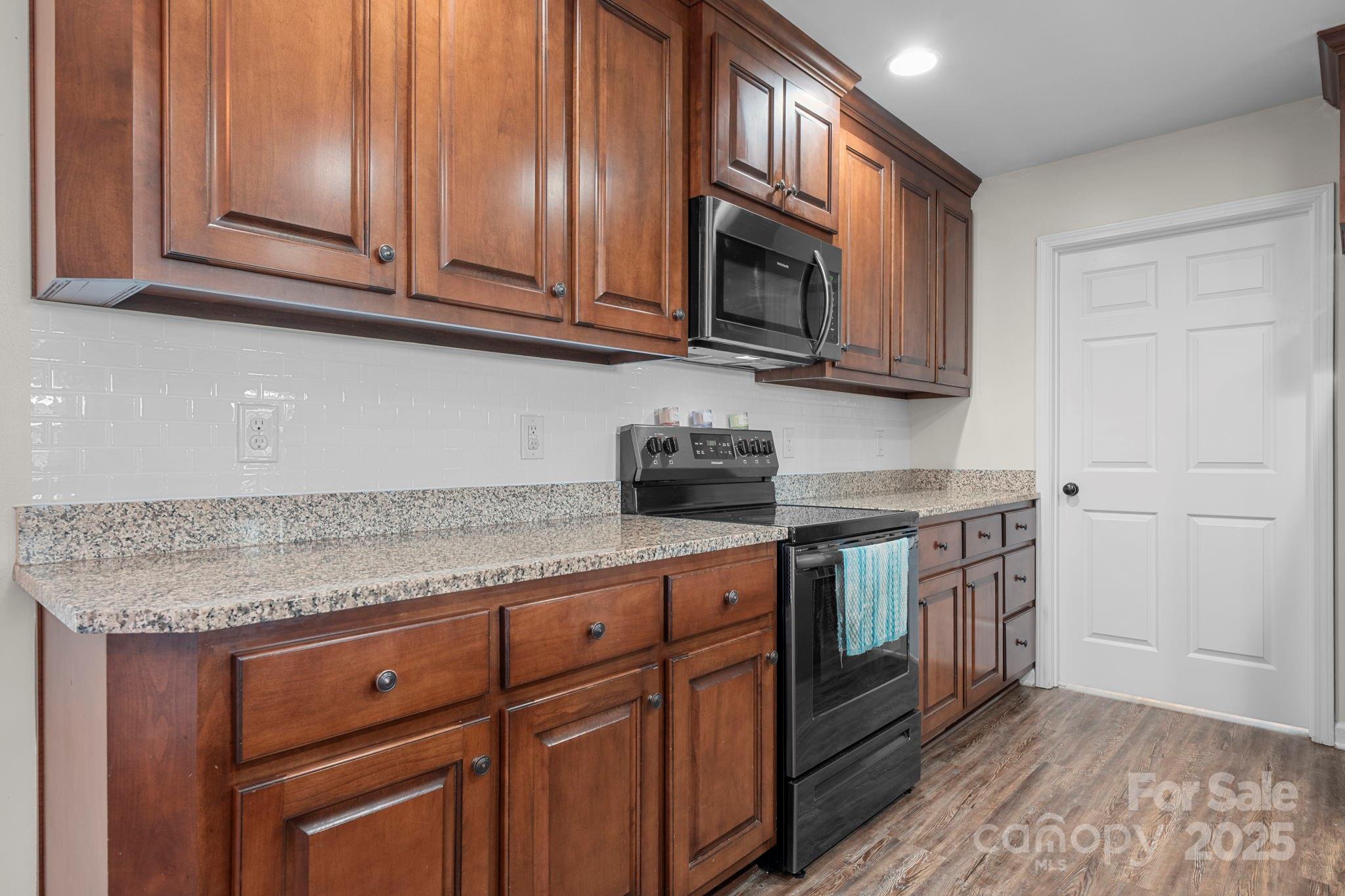 2680 Campground Road Granite Falls, NC 28630 - Photo 6 of 38 Gallery Image 6