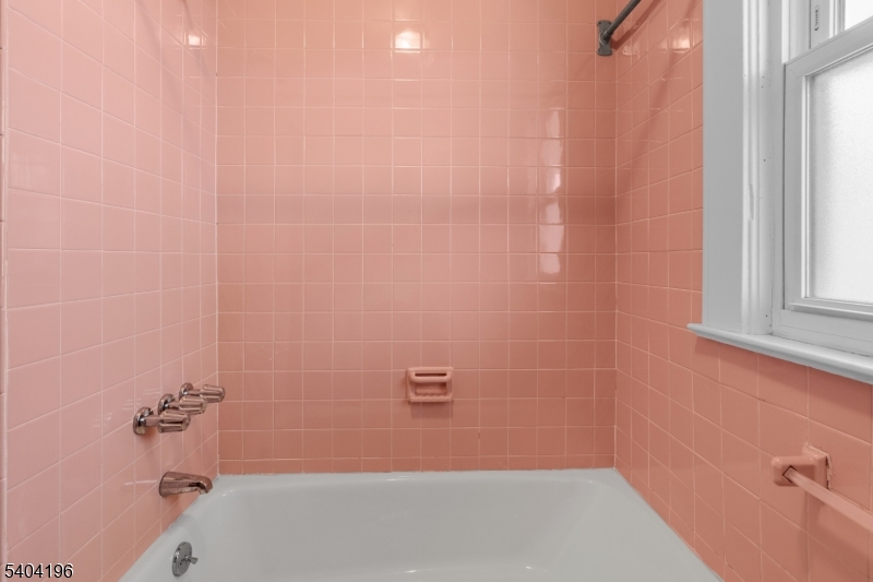 84 2nd Avenue Raritan, NJ 08869 - Photo 11 of 34