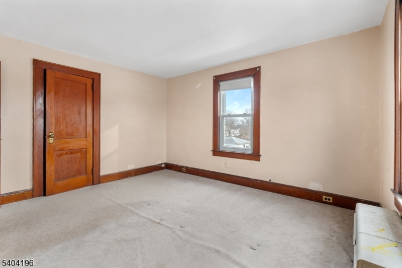 84 2nd Avenue Raritan, NJ 08869 - Photo 23 of 34