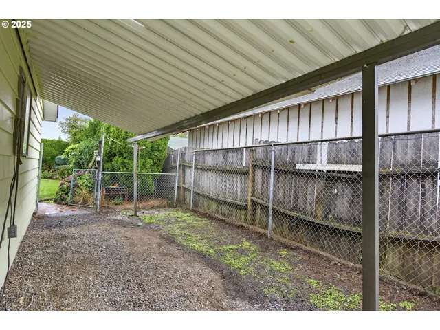 $625,000 | 187 Northeast 14th Avenue, Canby, OR 97013