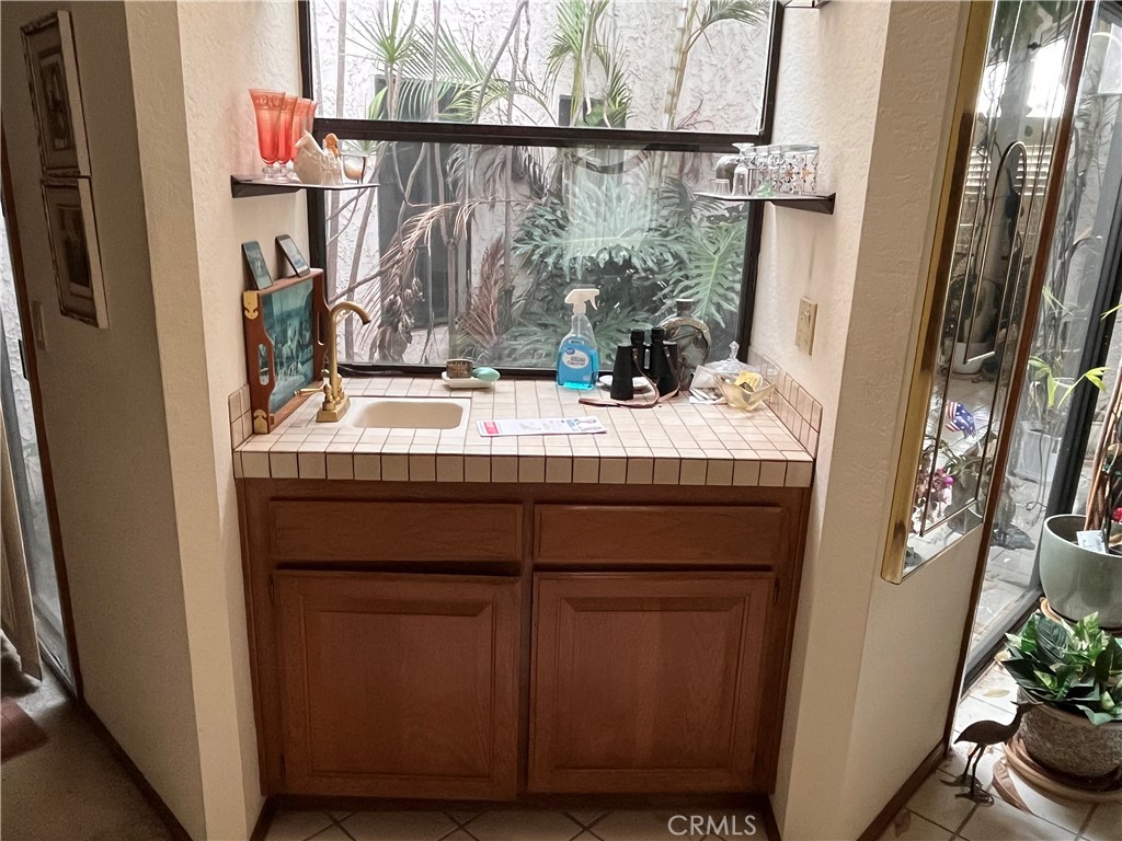 2733 North Vista Knoll Road Orange, CA 92867 - Photo 8 of 10