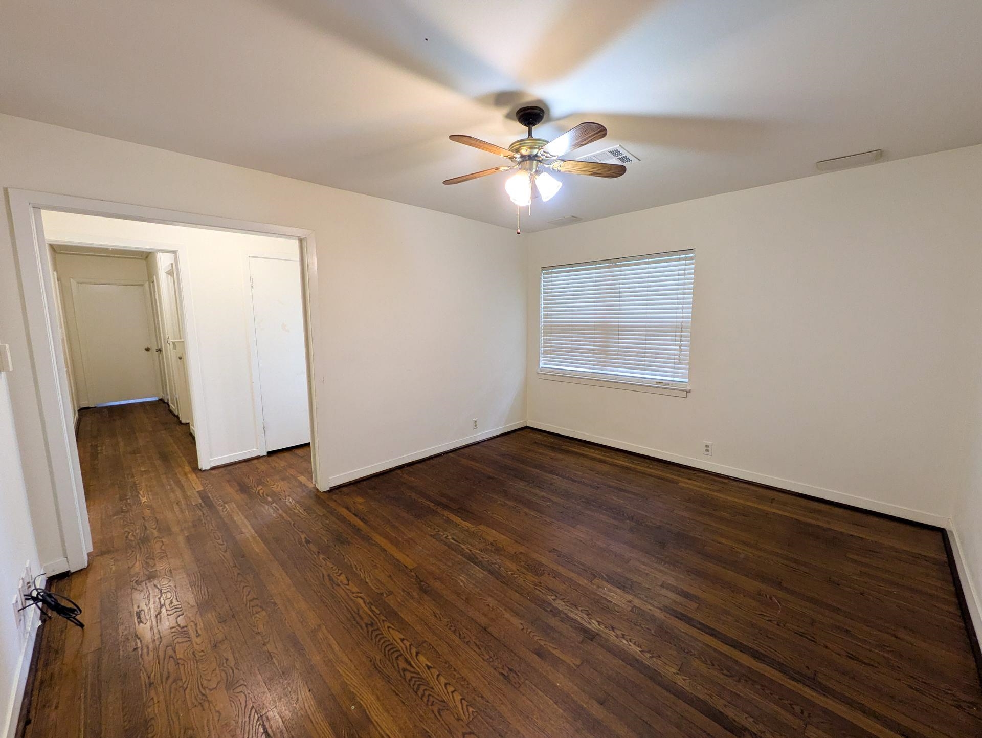 5040 Raleigh Drive Beaumont, TX 77706 - Photo 4 of 22