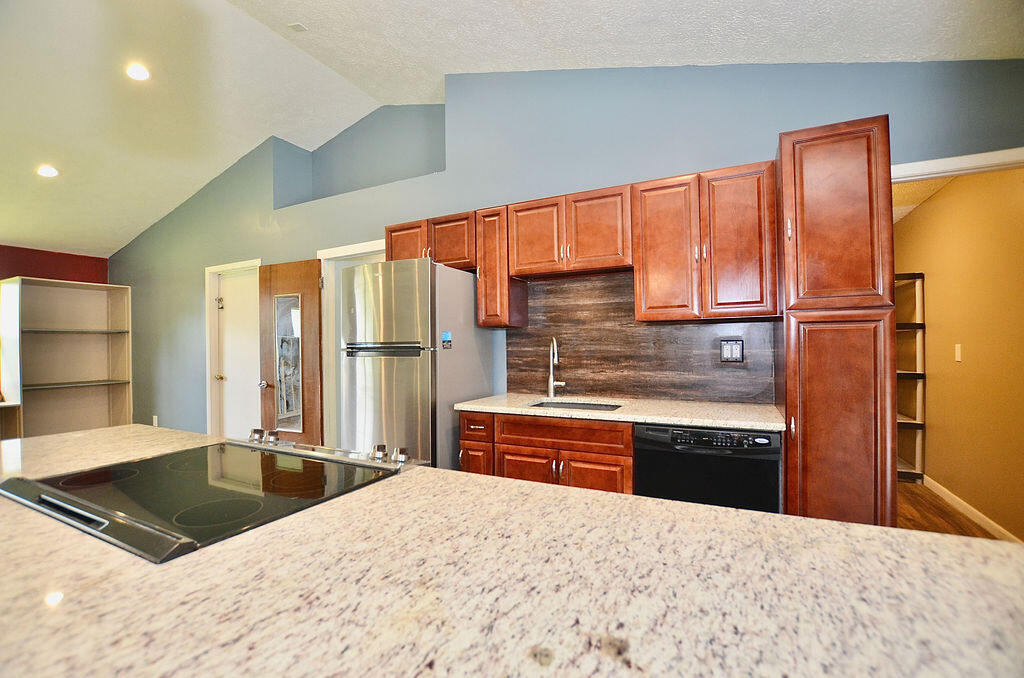2789 Devine Road Fort Pierce, FL 34981 - Photo 72 of 133 2nd house kitchen
