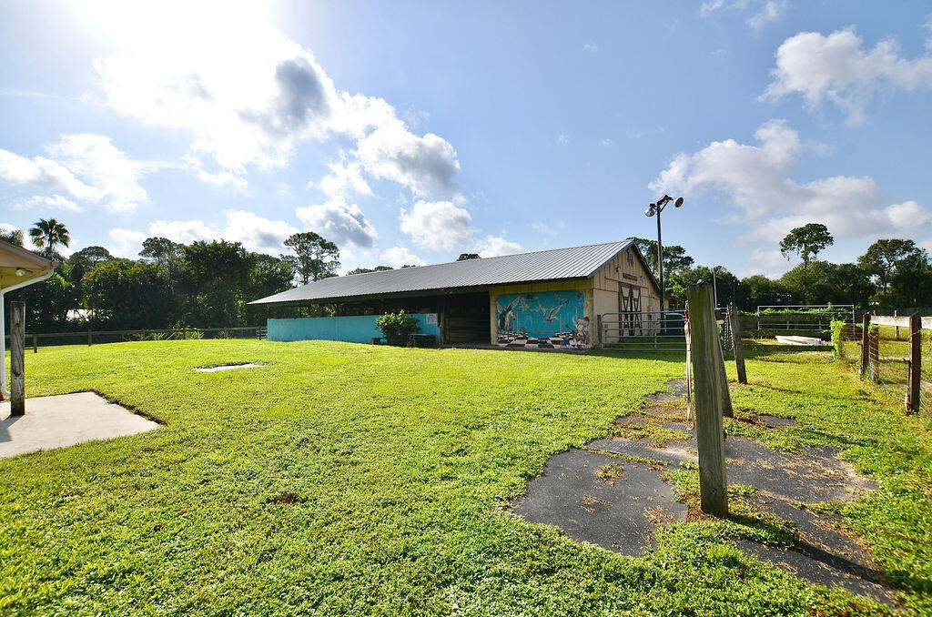 2789 Devine Road Fort Pierce, FL 34981 - Photo 92 of 133 barn view wash area