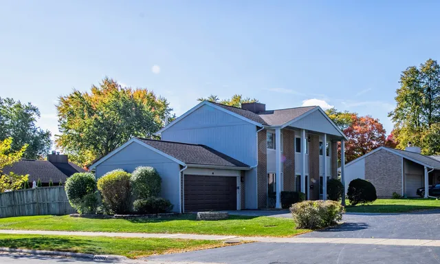 $649,900 | 380 Ventura Club Drive, Roselle, IL 60172