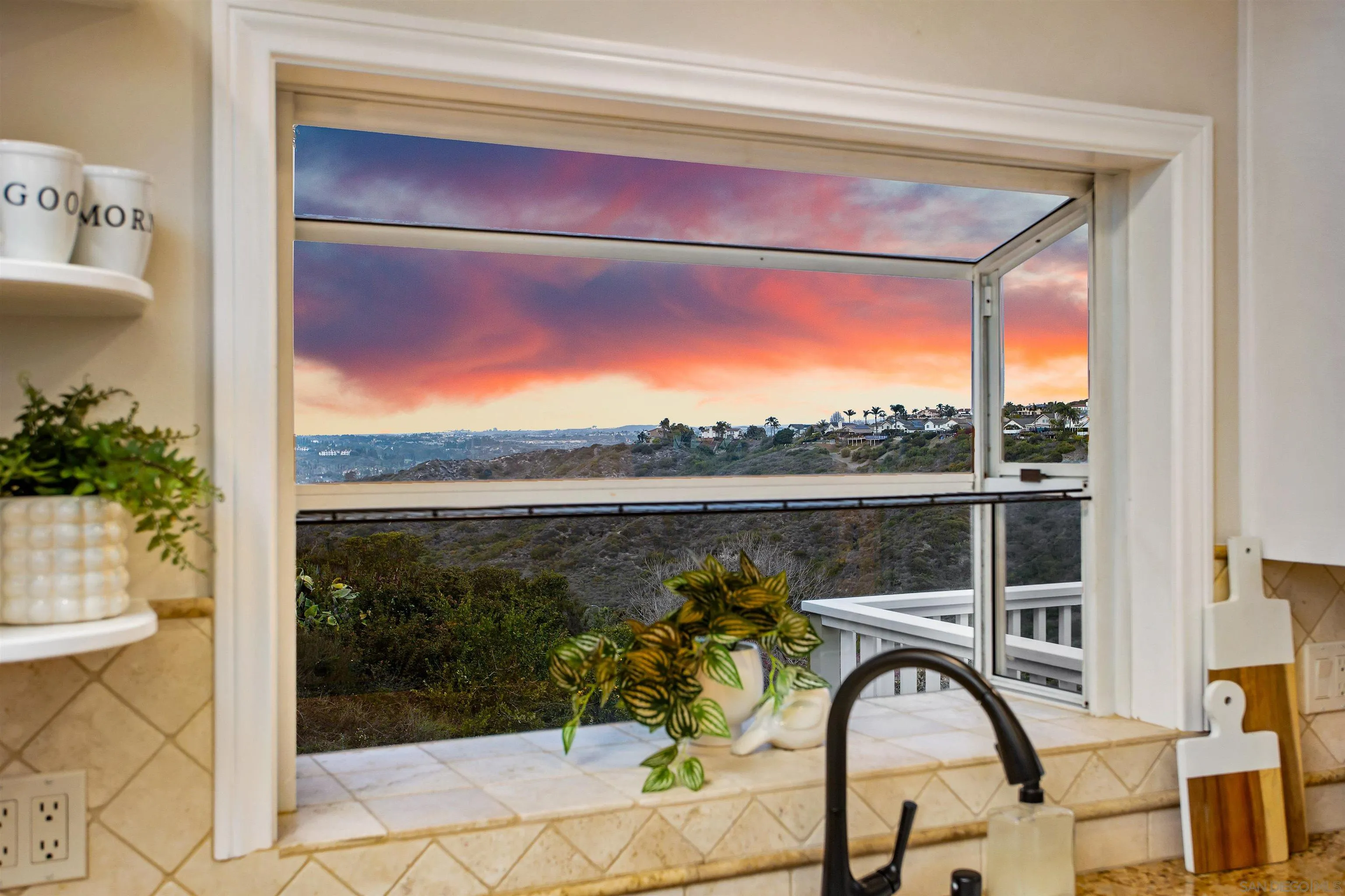 1449 Rainbow Ridge Lane Encinitas, CA 92024 - Photo 41 of 58