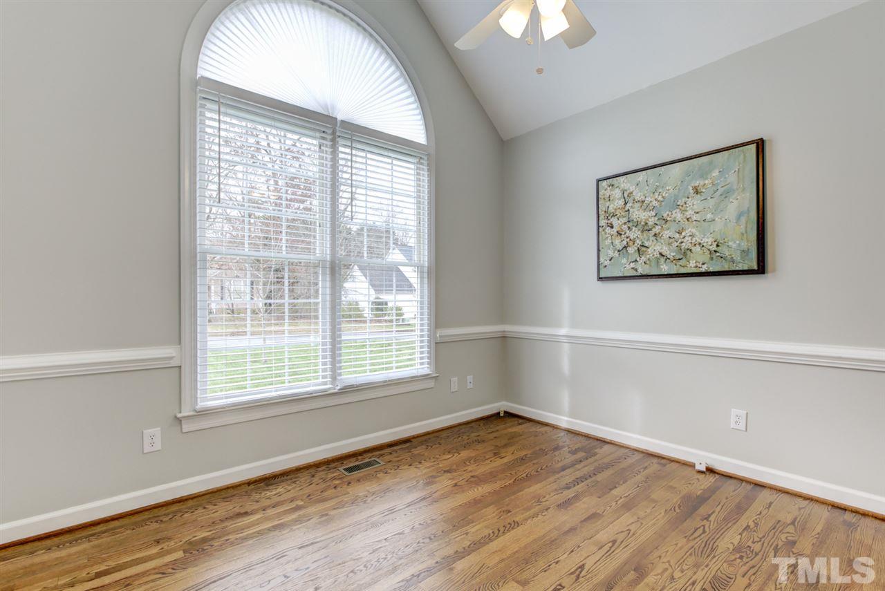 5229 Fairmead Circle Raleigh, NC 27613 - Photo 5 of 30