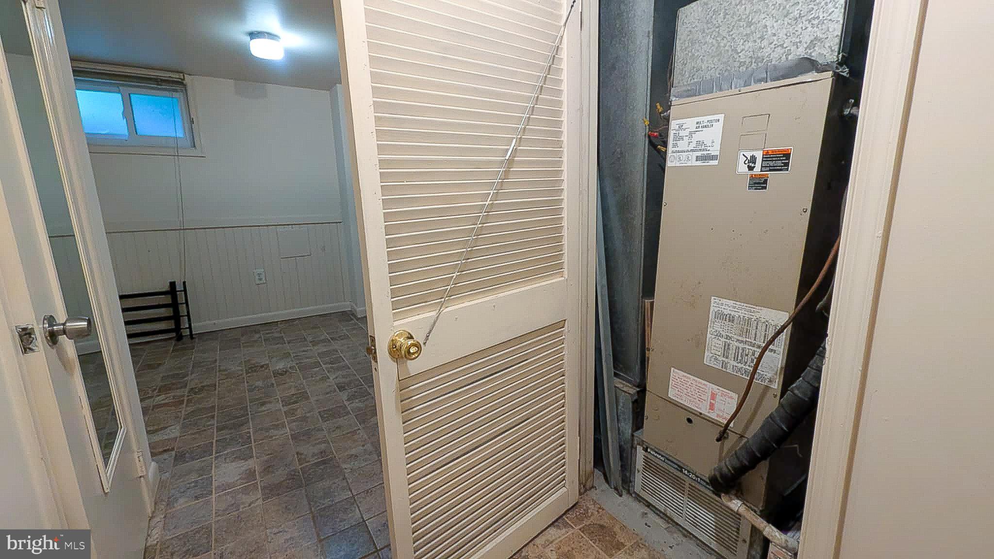 209 Penn Street Baltimore, MD 21201 - Photo 20 of 22 a view of a bathroom