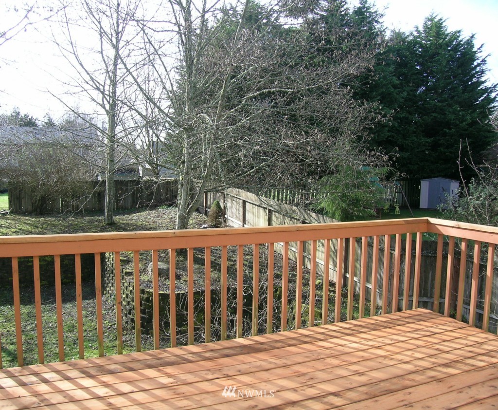 7336 East Collins Road Port Orchard, WA 98366 - Photo 15 of 17 Gallery Image 15