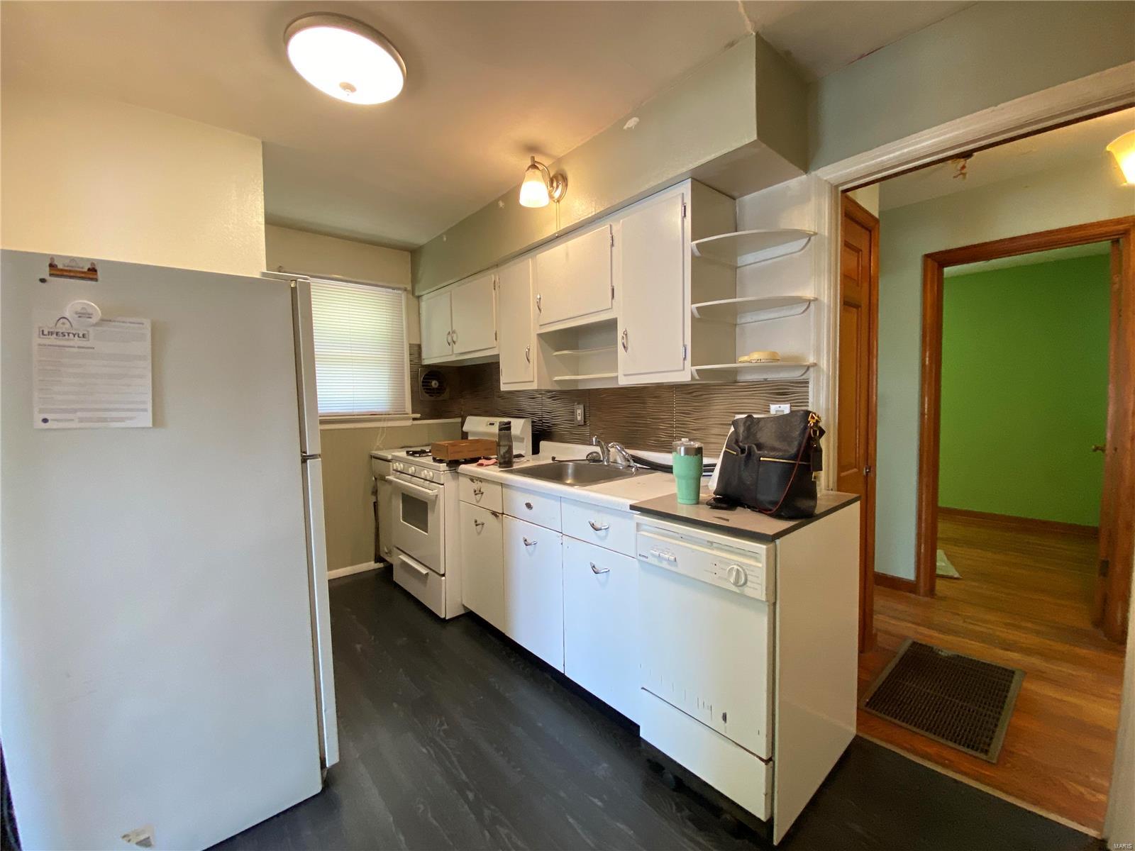 7828 Morgan Ford Road St. Louis, MO 63123 - Photo 13 of 29 Gallery Image 13