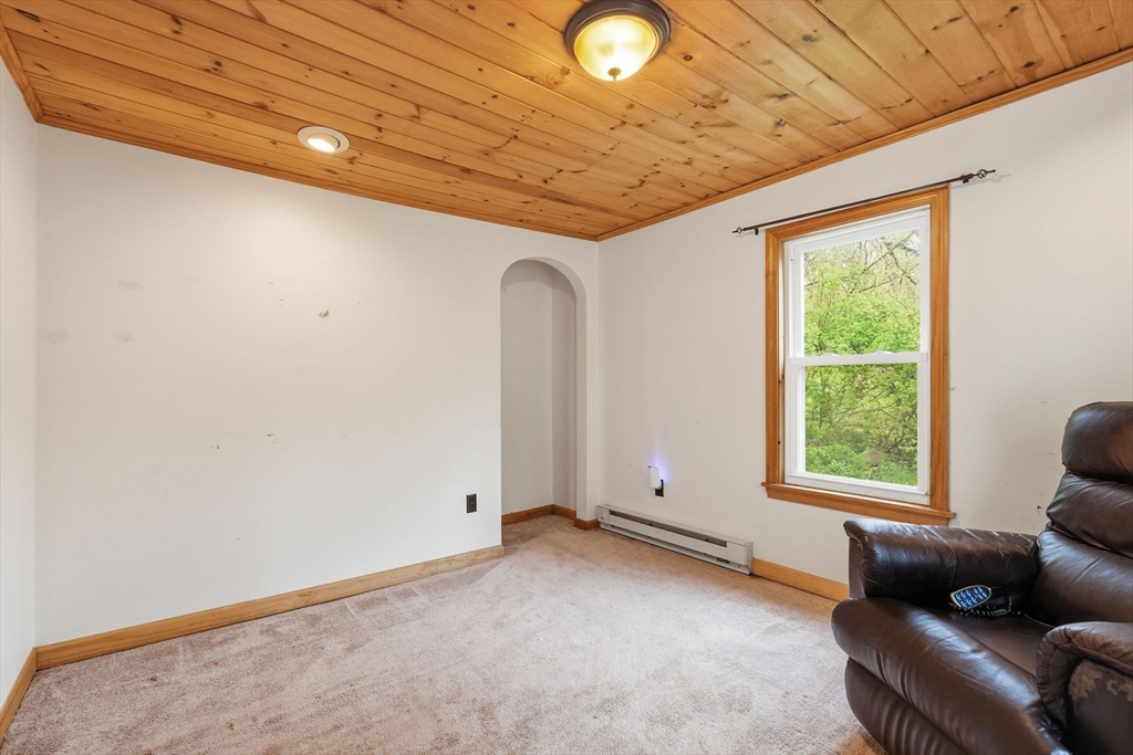 8 Shutesbury Road Amherst, MA 01002 - Photo 12 of 31