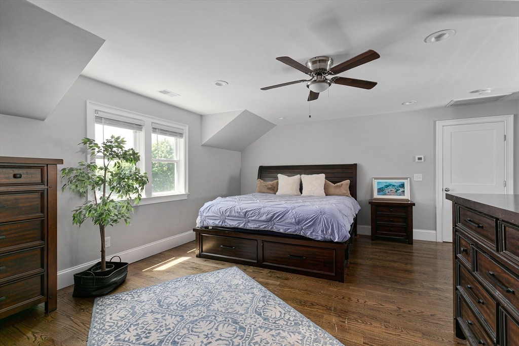 18 Sylvester Road, Unit 2 Boston, MA 02122 - Photo 11 of 19