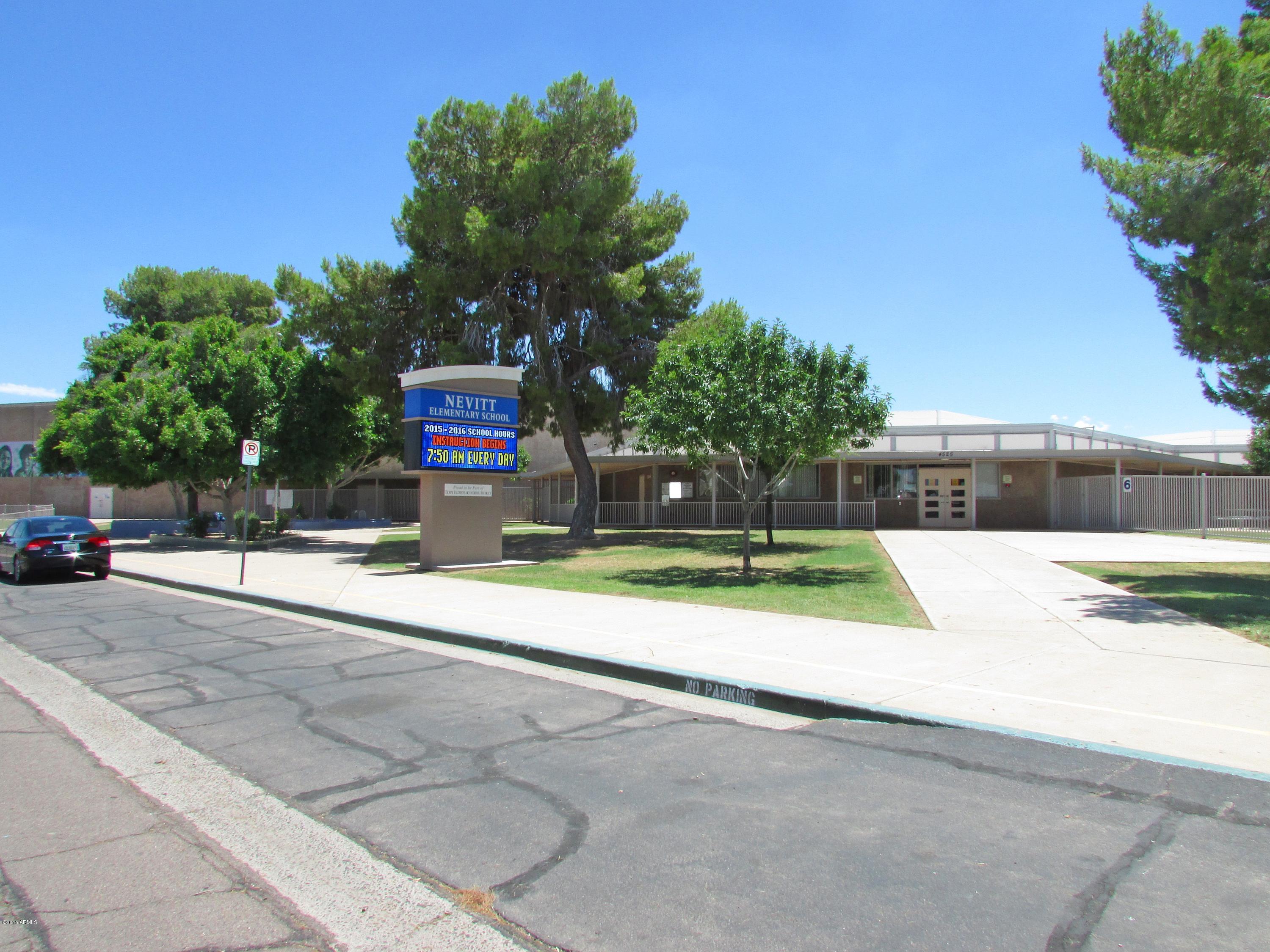 4336 East Vineyard Road Phoenix, AZ 85042 - Photo 32 of 36 AIMG_2696
