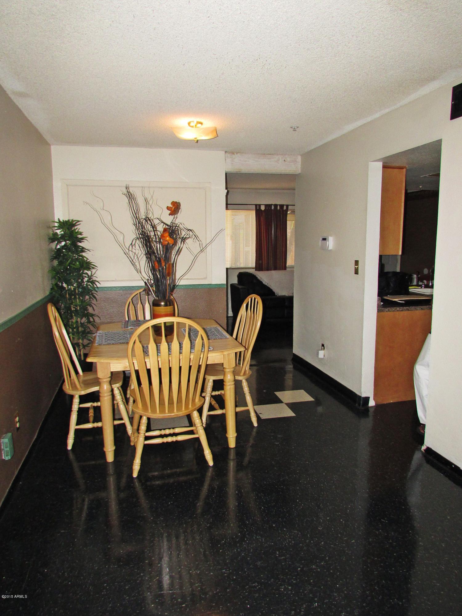 4336 East Vineyard Road Phoenix, AZ 85042 - Photo 5 of 36 AIMG_2665