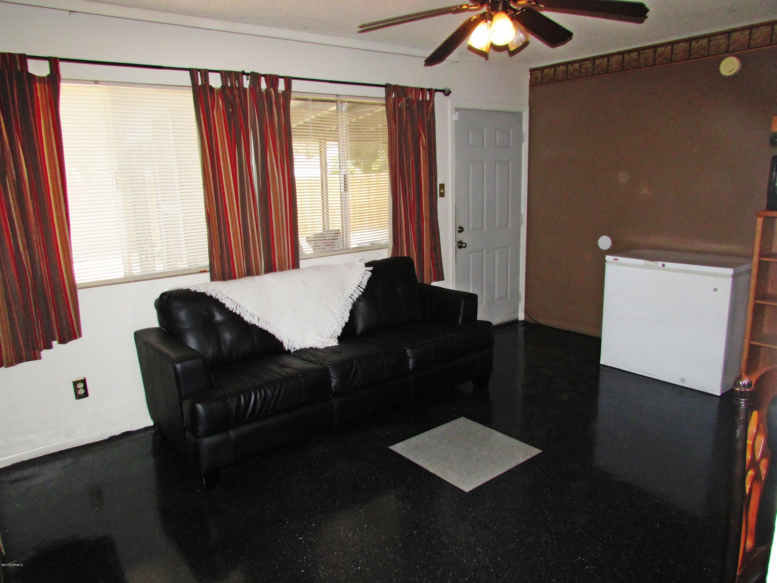 4336 East Vineyard Road Phoenix, AZ 85042 - Photo 10 of 36 AIMG_2667