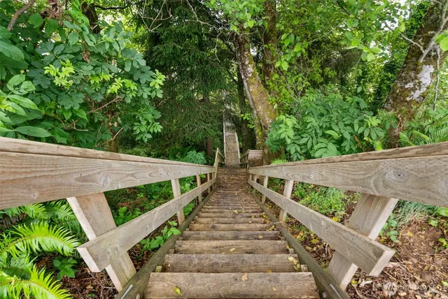 a view of deck with patio