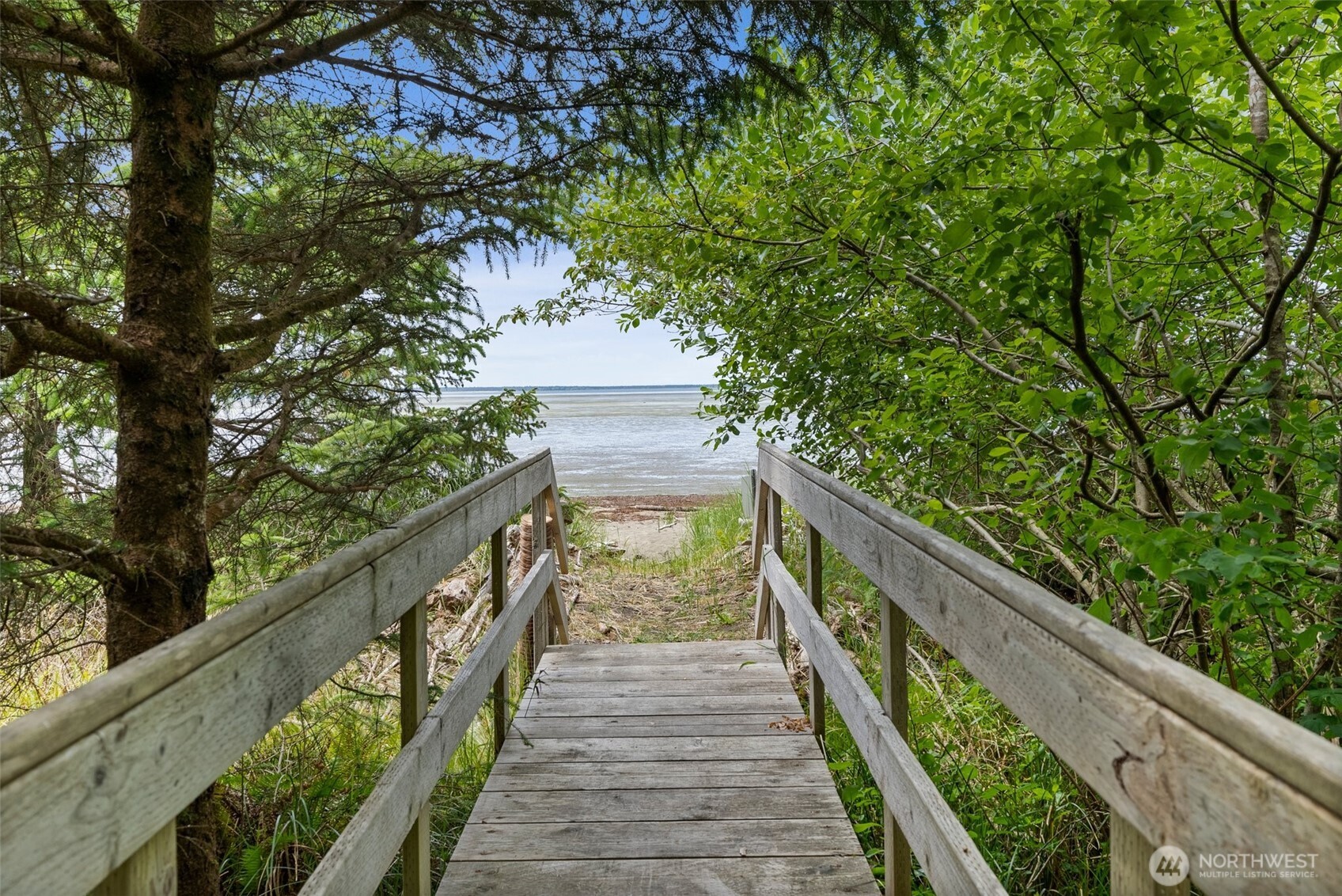 56 Ranta Road South Bend, WA 98586 - Photo 12 of 20 a view of balcony and yard