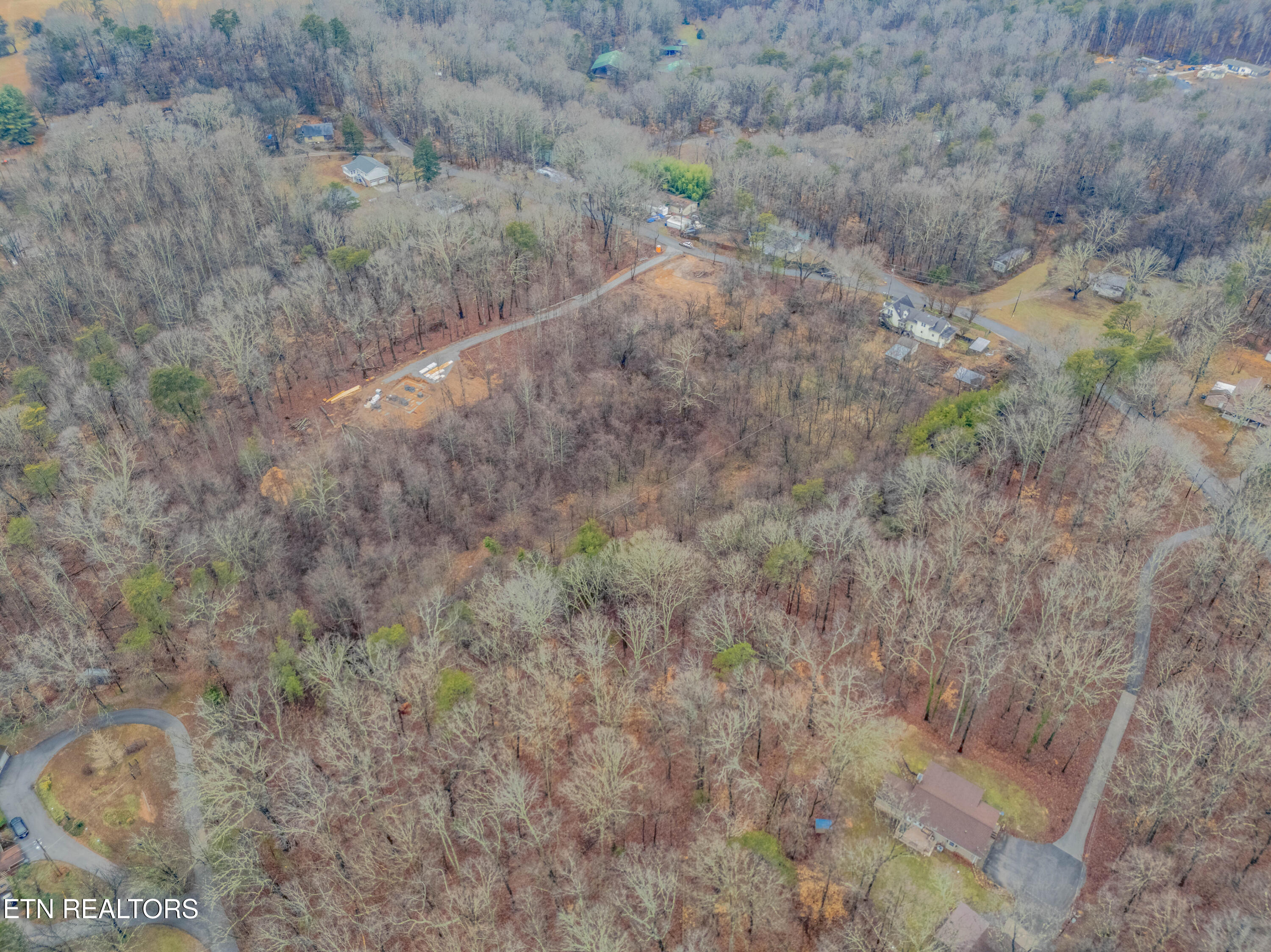 479 Black Oak Road Clinton, TN 37716 - Photo 15 of 17 DJI_20260204214745_0962_D-HDR
