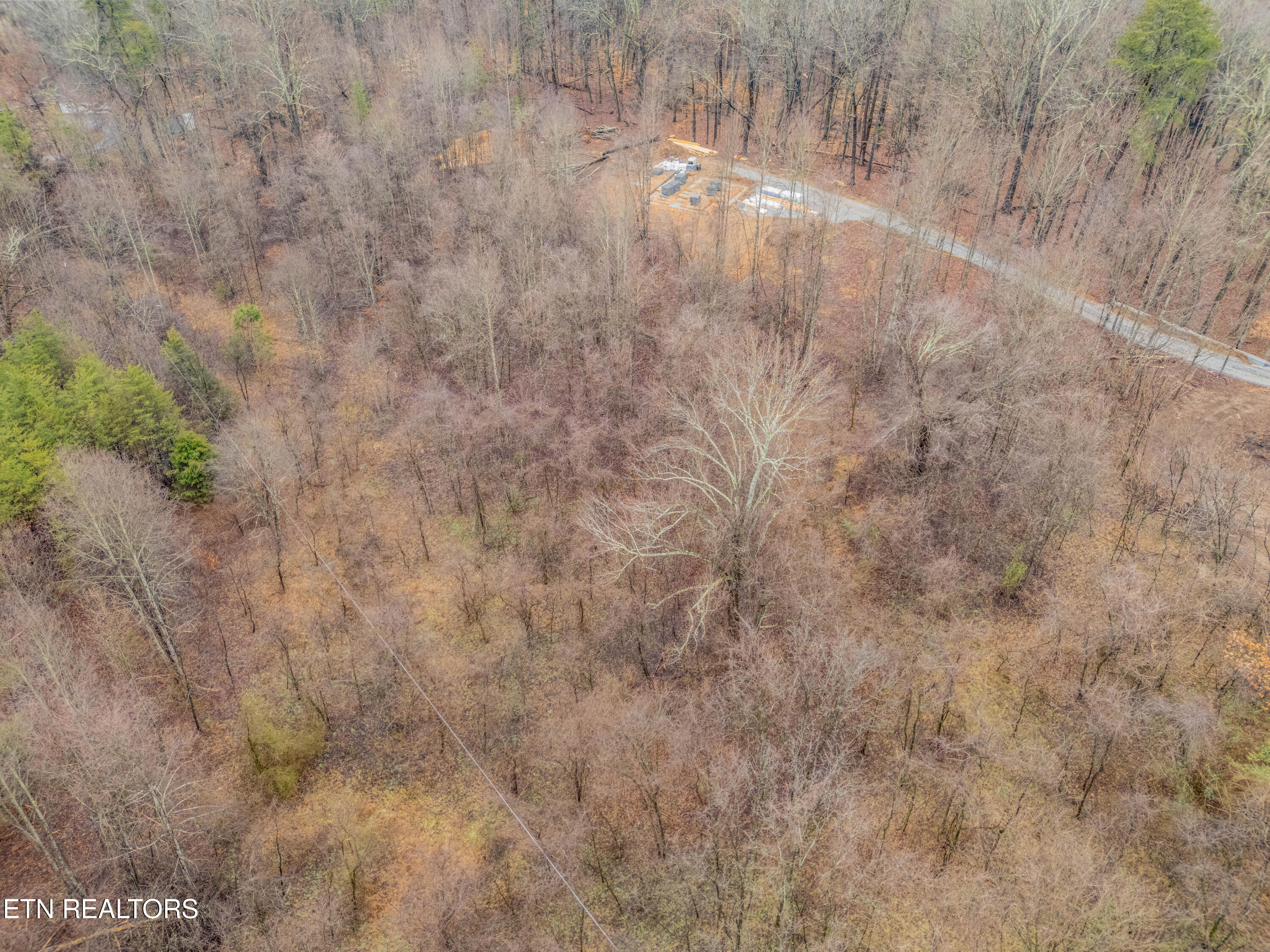 479 Black Oak Road Clinton, TN 37716 - Photo 9 of 17 DJI_20260204215001_0992_D-HDR