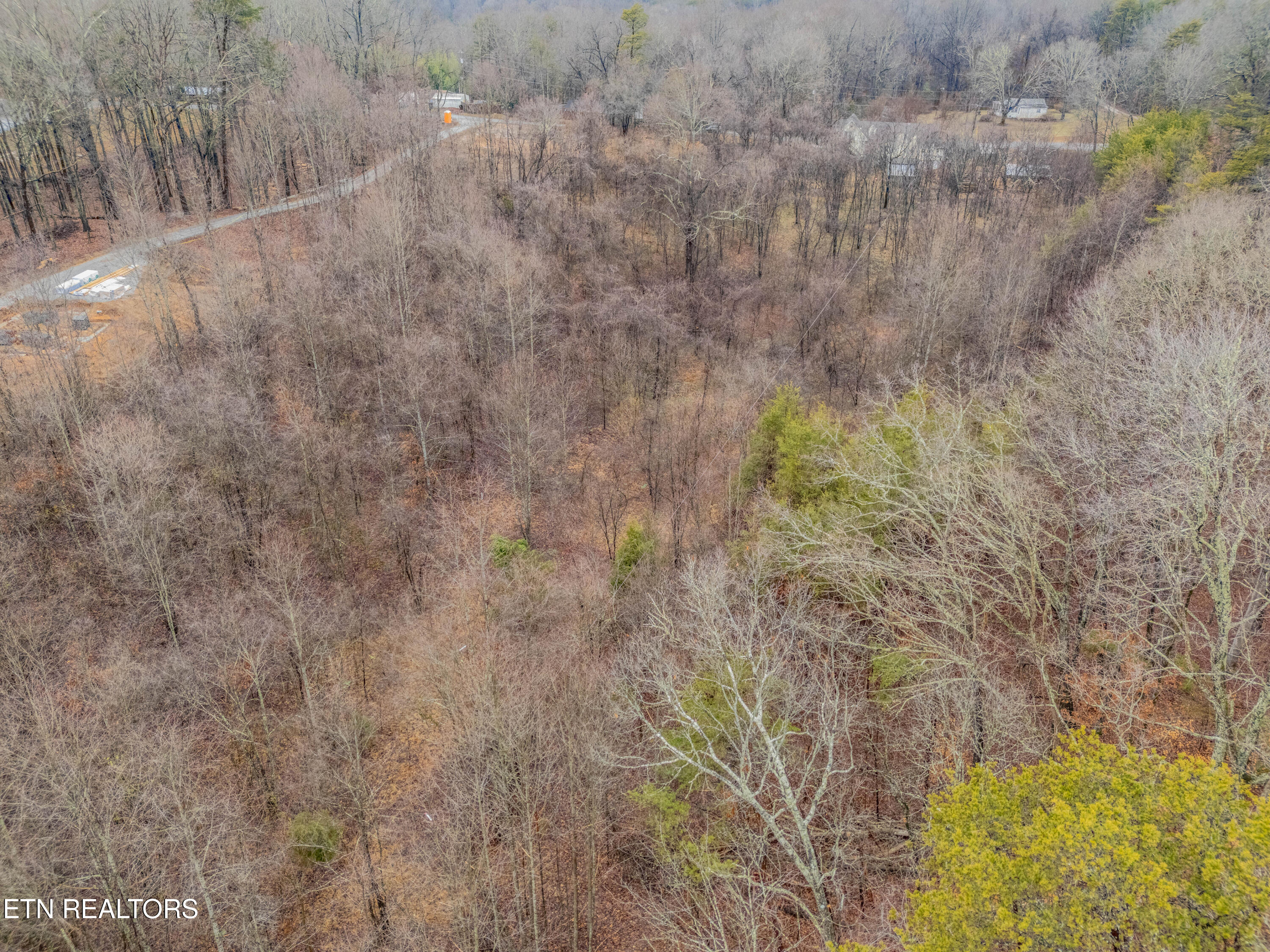 479 Black Oak Road Clinton, TN 37716 - Photo 10 of 17 DJI_20260204215120_0003_D-HDR
